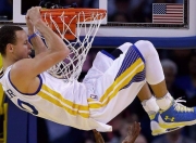 开云体育官网-浓眉暴走打爆内线，热火用统治级表现提前让步行者绝望